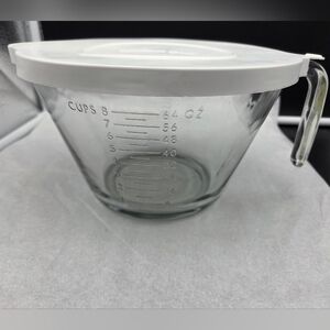 The Pampered Chef 4 Cup/1 Quart Batter Bowl